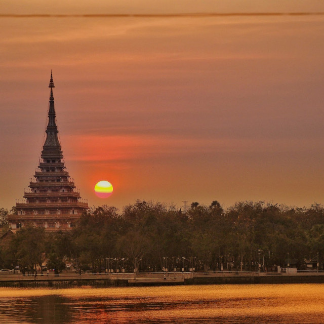 สวนสาธารณะบึงแก่นนคร (Bueng Kaen Nakhon Public Park) Photo 1 of 5