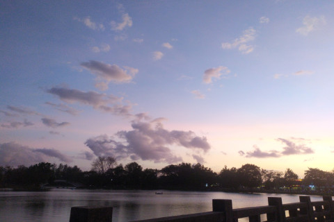 สวนขวัญเมือง (Suan Kwan Muang Park) Photo 2 of 5