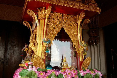 พระมหาธาตุแก่นนคร (Phra Mahathat Kaen Nakhon) Photo 4 of 5