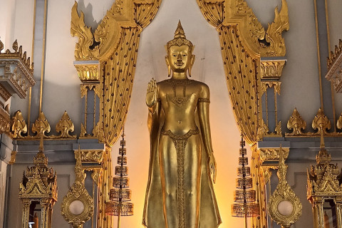 วัดโสธรวรารามวรวิหาร (Wat Sothon Wararam Worawihan) Photo 4 of 5