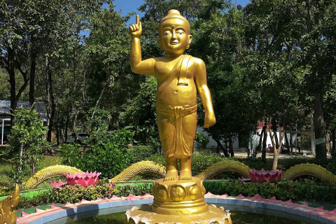 พระพุทธบาทเขาน้อย (Phra Phutthabat Khao Noi) Photo 5 of 5