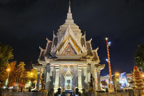 ศาลหลักเมือง ขอนแก่น (Khon Kaen City Pillar Shrine) Photo 3 of 5