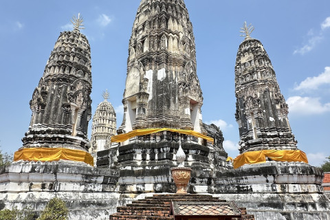 วัดมหาธาตุวรวิหาร (Wat Mahathat Worawihan) Photo 1 of 5