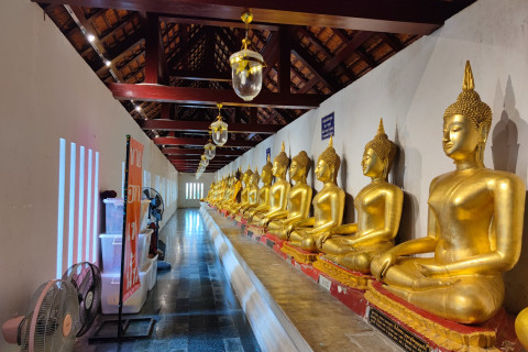 วัดพระศรีรัตนมหาธาตุวรมหาวิหาร (วัดใหญ่) (Wat Phra Si Rattana Mahathat Woramahawihan (Wat Yai))