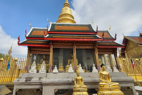 วัดพระธาตุหริภุญชัย (Wat Phra That Hariphunchai)