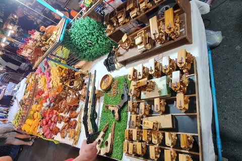 ถนนคนเดินท่าแพ (Tha Phae Walking Street) Photo 3 of 5