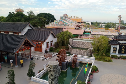 อุทยานมังกรสวรรค์ สุพรรณบุรี (Heaven Dragon Park Suphan Buri) Photo 2 of 5