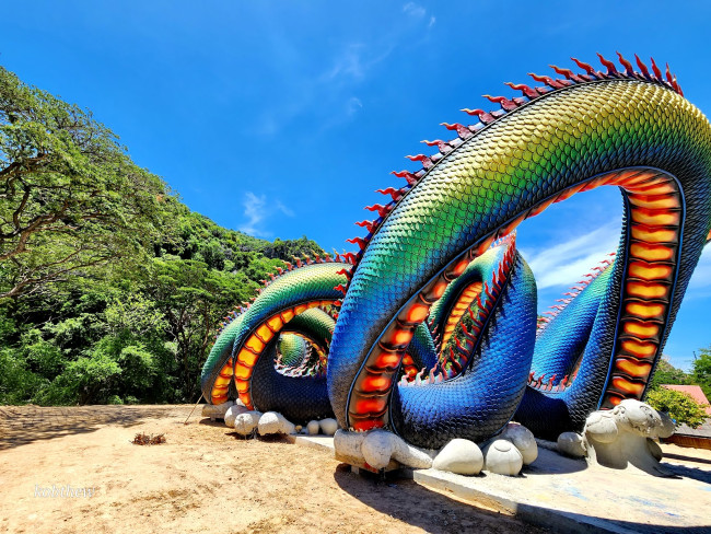 วัดถ้ำแจง (Wat Tham Chaeng) Photo 1 of 5
