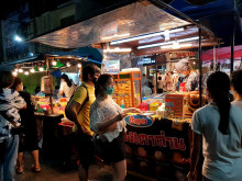 ตลาดโต้รุ่งหัวหิน (Hua Hin Night Market)