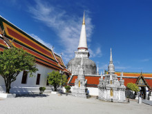 วัดพระมหาธาตุวรมหาวิหาร (Wat Phra Mahathat Woramahawihan)