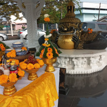 ศาลหลักเมืองนครศรีธรรมราช (Nakhon Si Thammarat City Pillar Shrine) Photo 4 of 5
