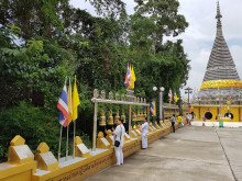 พระมหาเจดีย์ไตรภพ ไตรมงคล (เจดีย์สแตนเลส) (Tri Bhumi Tri Mongkol Stupa (Stainless Stupa))