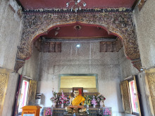 วัดสุทธิวาตวราราม (วัดช่องลม) (Suthiwataram Temple (Chong Lom Temple)) Photo 3 of 5
