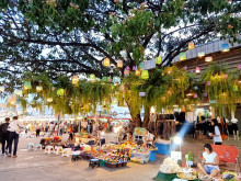 ตลาดต้นตาล ขอนแก่น (Ton Tann Market Khon Kaen) Photo 3 of 5