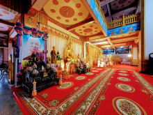 พระมหาธาตุแก่นนคร (Phra Mahathat Kaen Nakhon) Photo 2 of 5