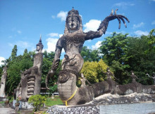 ศาลาแก้วกู่ หนองคาย (Sala Kaew Ku Nong Khai) Photo 3 of 5