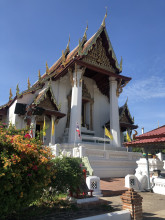 วัดหน้าพระเมรุ (Wat Na Phra Meru) Photo 1 of 5