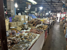 ตลาดวโรรส (Warorot Market)