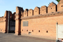 ประตูท่าแพ (Tha Phae Gate)