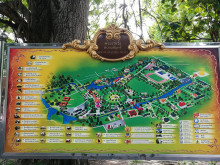 พระราชวังสนามจันทร์ (Sanam Chandra Palace)