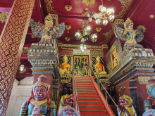 วัดมหาธาตุวรมหาวิหาร (Wat Mahathat Worawihan) Photo 3 of 5
